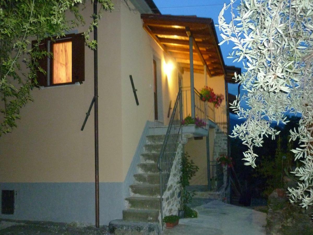 Il Poggio Di Traverde Bed and Breakfast Pontremoli Εξωτερικό φωτογραφία