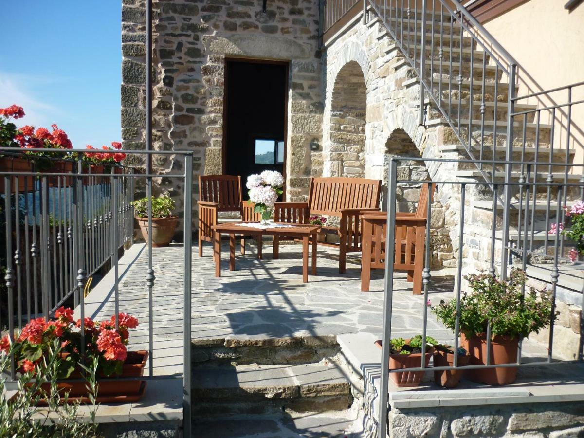 Il Poggio Di Traverde Bed and Breakfast Pontremoli Εξωτερικό φωτογραφία